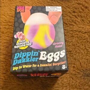 Needoh Dippin' Dazzler Eggs - Color Changing Squishy
Groovy haze
